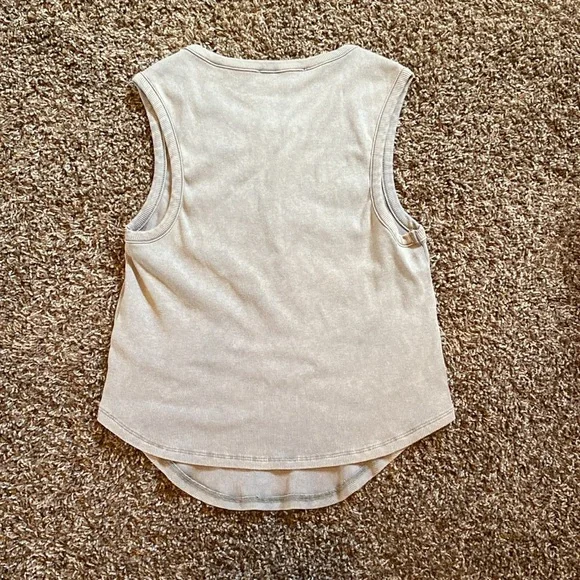Lulu's GreenButtoned Tank Top - Picture 3 of 3